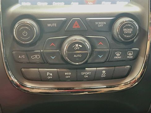Used 2020 Dodge Durango R/T AWD/4WD image 16