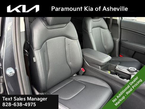 New 2026 Kia Sportage EX image 21