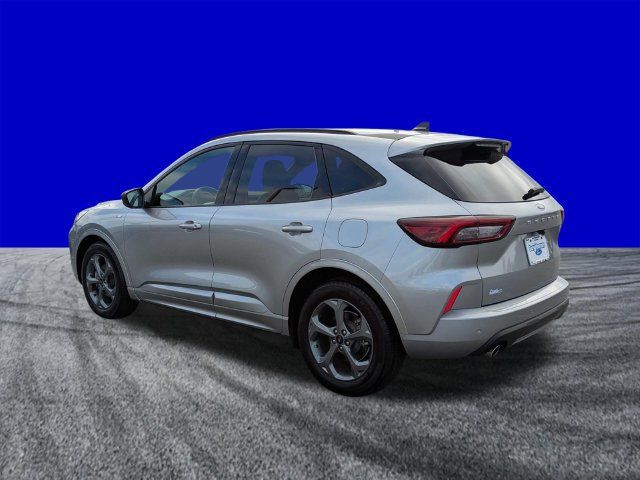 Certified 2023 Ford Escape ST-Line w/ Tech Pack #1 FWD image 6