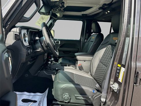 New 2025 Jeep Wrangler Sahara image 12