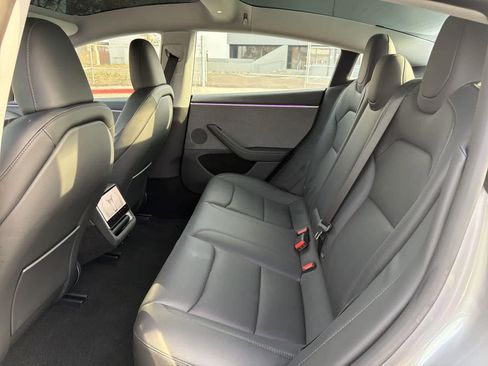 Used 2025 Tesla Model 3 Long Range image 29