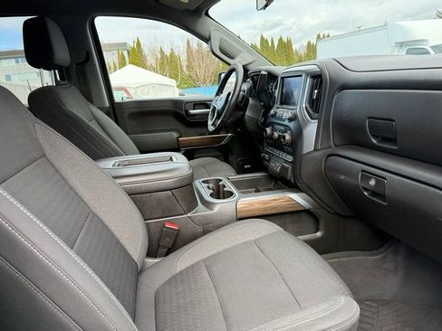 Used 2021 Chevrolet Silverado 1500 LT Trail Boss w/ Convenience Package II image 29