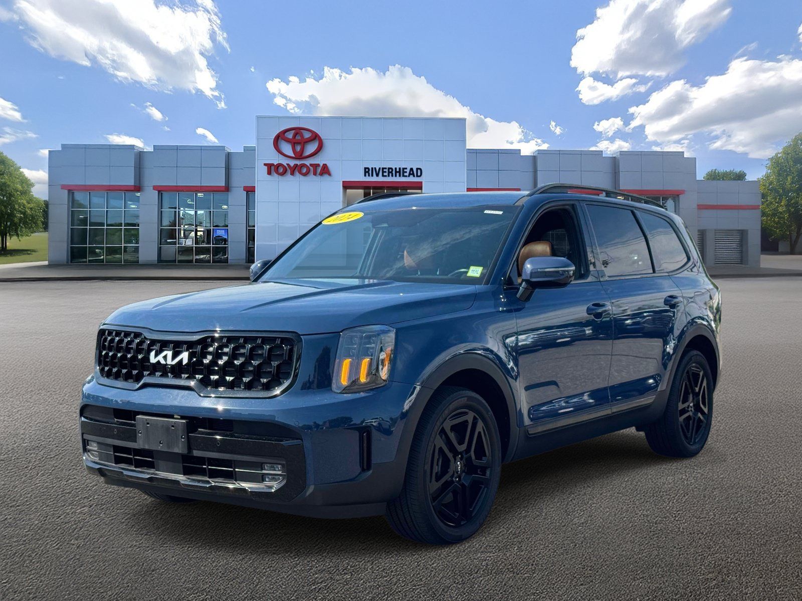 Used 2024 Kia Telluride SX X-Line AWD/4WD image 1