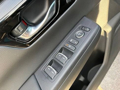 Used 2025 Honda CR-V EX-L image 22