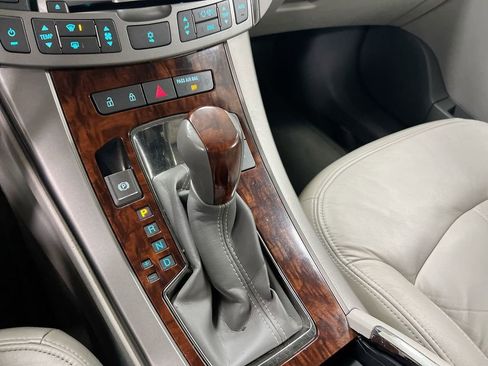 Used 2011 Buick LaCrosse CXL image 16