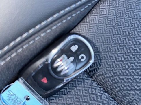 Used 2025 Buick Encore GX Preferred image 46