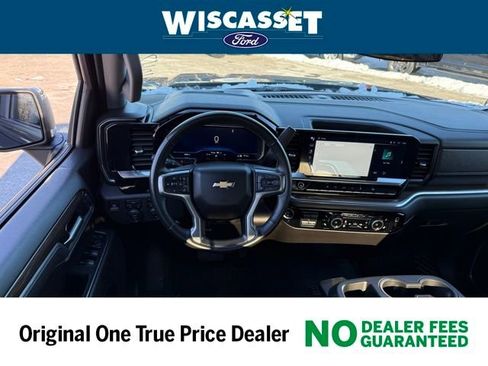 Used 2025 Chevrolet Silverado 1500 LT image 7