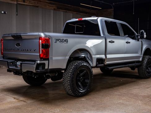 Used 2024 Ford F250 XL w/ STX Appearance Package image 10