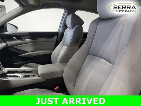 Used 2019 Honda Accord EX image 13
