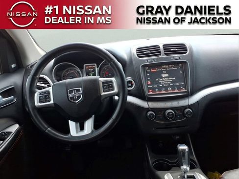 Used 2018 Dodge Journey GT FWD image 9