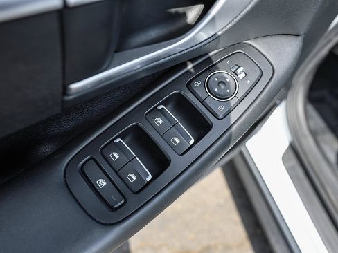 Used 2021 Hyundai Sonata SE FWD image 9