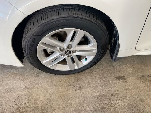 Certified 2020 Toyota Corolla SE w/ SE Preferred Package image 10