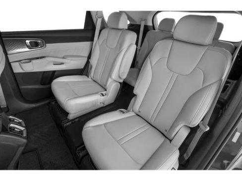 Used 2022 Kia Sorento SX Prestige w/ Panoramic Sunroof Package AWD/4WD image 16