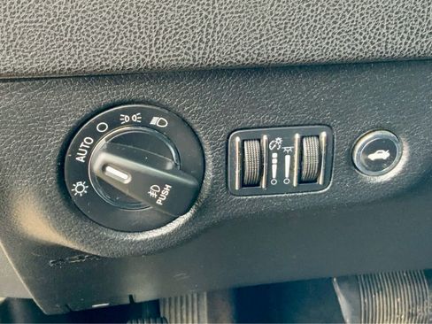 Used 2017 Chrysler 300 S w/ 300S Premium Group image 46