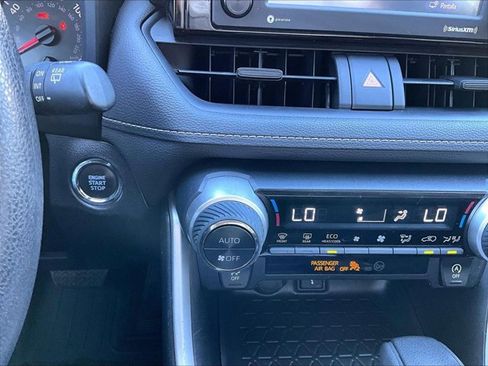 Used 2022 Toyota RAV4 XLE image 24
