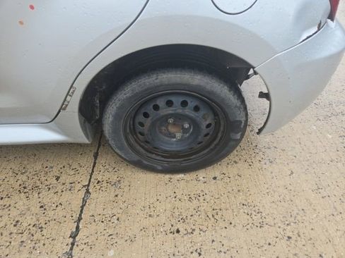 Used 2006 Scion xA FWD image 4
