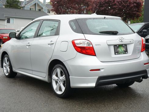 Used 2009 Toyota Matrix S AWD/4WD image 3