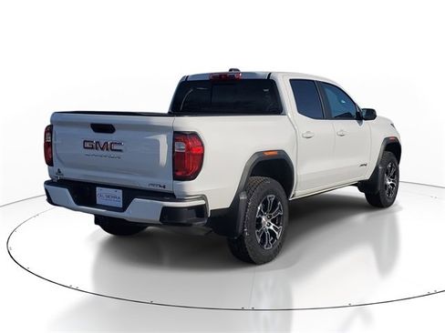Certified 2025 GMC Canyon AT4 w/ AT4 Premium Package image 4