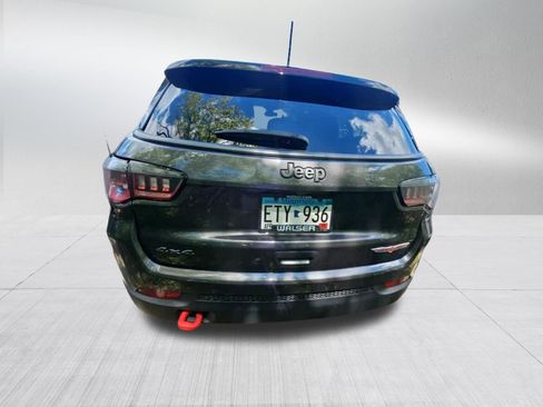 Used 2018 Jeep Compass Trailhawk AWD/4WD image 5