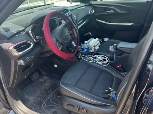 Used 2023 Chevrolet TrailBlazer RS w/ Technology Package AWD/4WD image 6