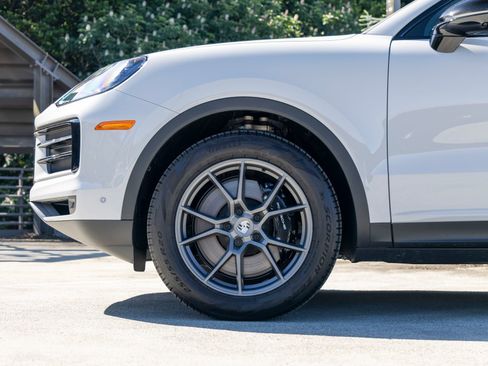 New 2026 Porsche Cayenne Coupe image 13