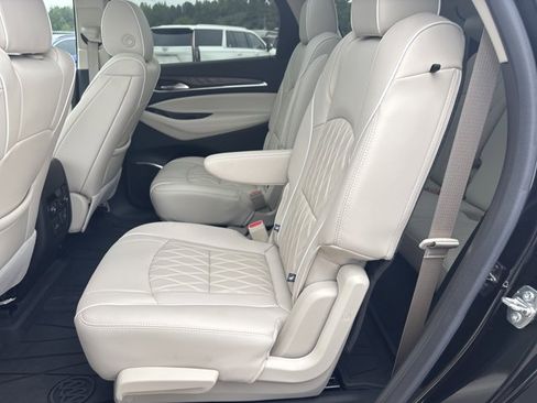 Used 2023 Buick Enclave Avenir w/ Avenir Technology Package image 22