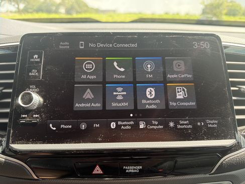 Certified 2025 Honda Ridgeline RTL image 28