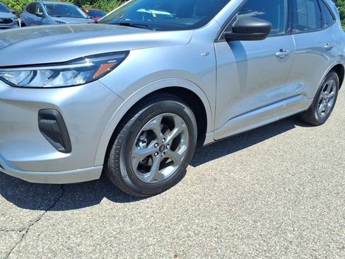 Certified 2023 Ford Escape ST-Line w/ Equipment Group 301A FWD image 4