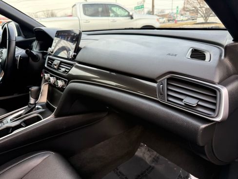 Used 2022 Honda Accord Sport image 29