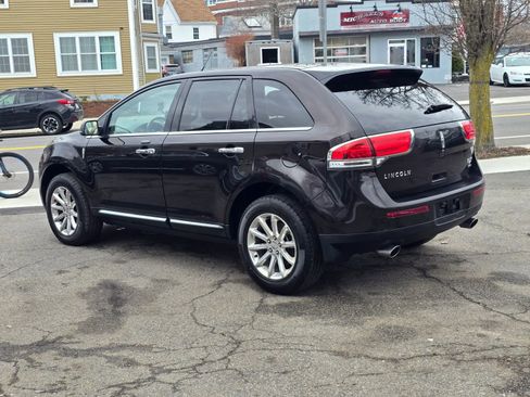Used 2013 Lincoln MKX AWD image 4