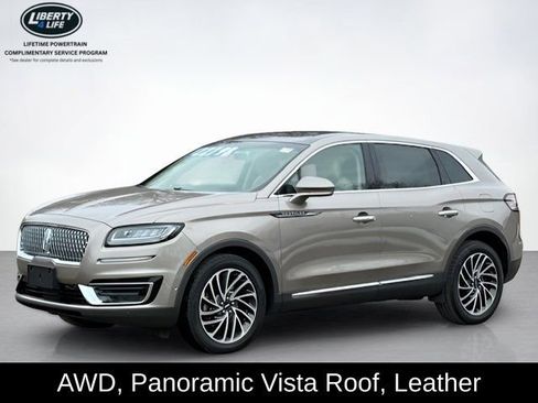 Used 2020 Lincoln Nautilus Reserve w/ Equipment Group 201A image 7