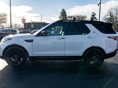 Used 2018 Land Rover Discovery HSE Luxury image 12