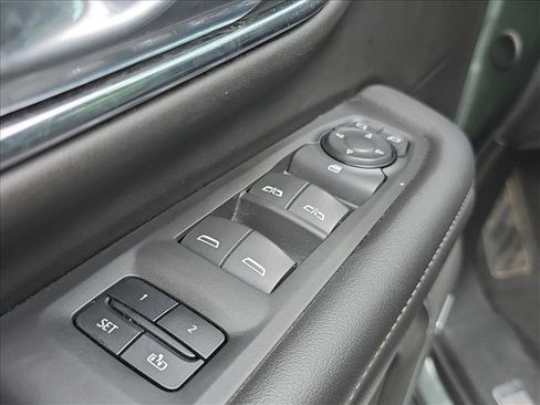 Used 2024 Chevrolet Tahoe LT AWD/4WD image 8