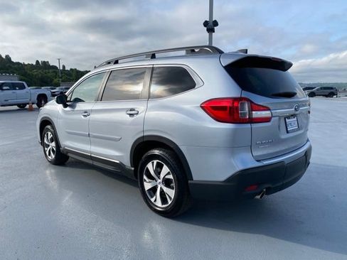 Used 2022 Subaru Ascent Premium w/ Convenience Package AWD/4WD image 6