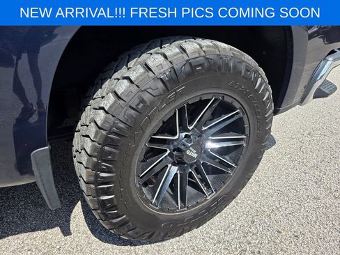 Used 2019 Chevrolet Silverado 1500 LTZ w/ LTZ Premium Package AWD/4WD image 8