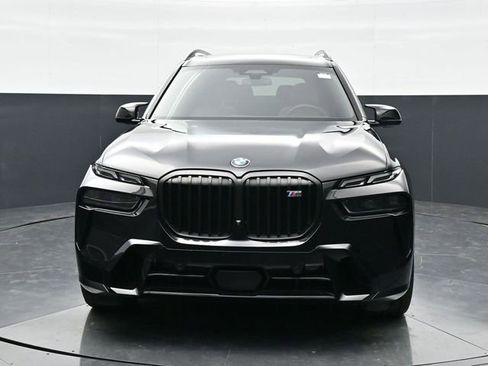 Used 2023 BMW X7 M60i AWD/4WD image 2