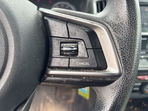 Used 2017 Subaru Impreza 2.0i Premium image 13