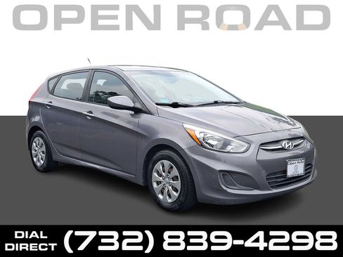 Used 2016 Hyundai Accent SE FWD image 1