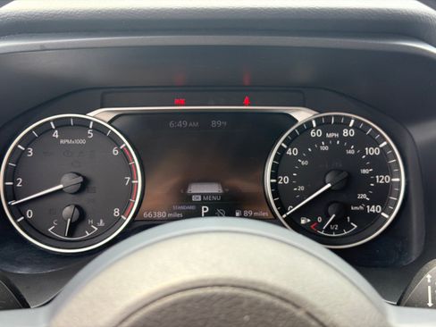 Used 2024 Nissan Rogue SV FWD image 22