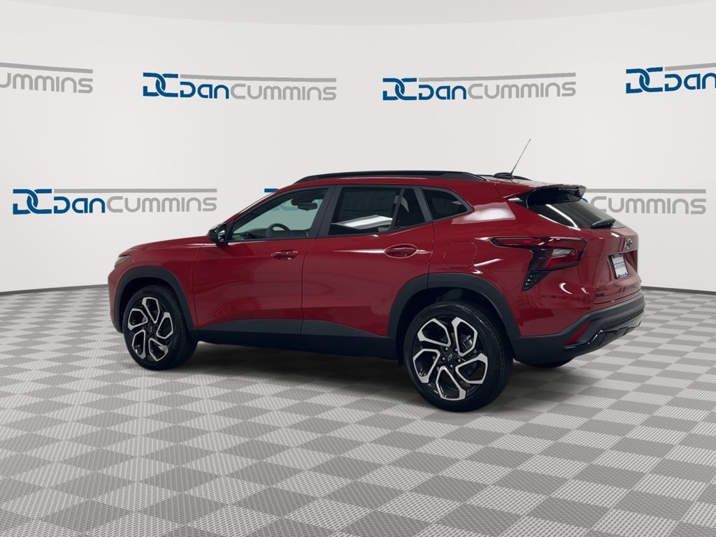 New 2026 Chevrolet Trax RS w/ Sunroof Package FWD image 6