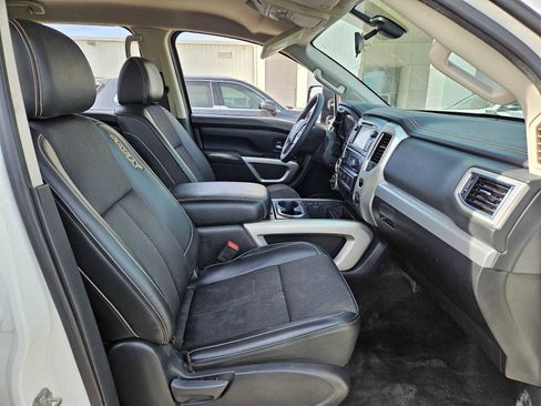 Used 2018 Nissan Titan PRO-4X w/ Pro-4x Utility Package image 21