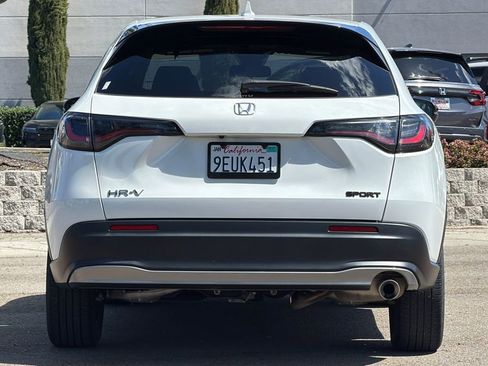 Used 2023 Honda HR-V Sport image 5