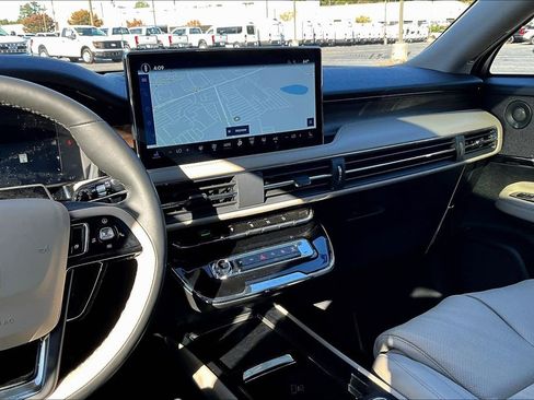 New 2026 Lincoln Corsair Reserve image 7