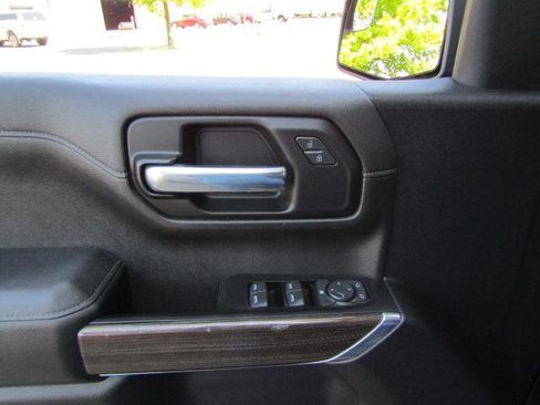 Used 2021 Chevrolet Silverado 1500 RST image 21