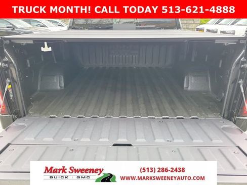 New 2026 GMC Sierra 1500 AT4 w/ AT4 Premium Package image 7