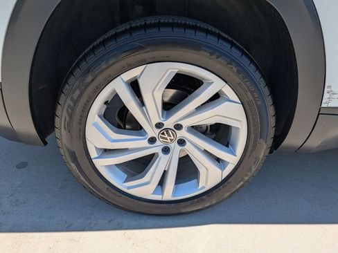 Used 2022 Volkswagen Atlas SE AWD/4WD image 12