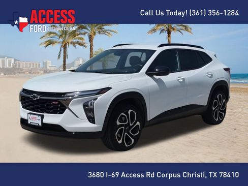 Used 2026 Chevrolet Trax RS FWD image 4