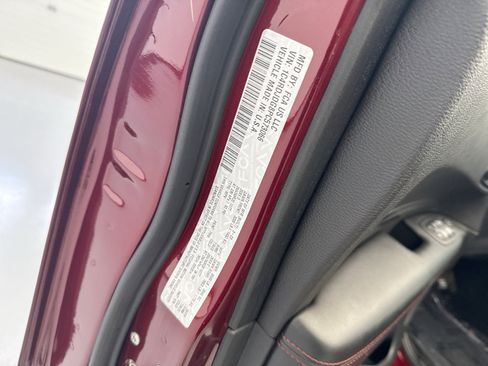 Used 2023 Dodge Durango GT AWD/4WD image 19