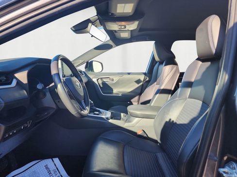 Certified 2021 Toyota RAV4 XSE image 9