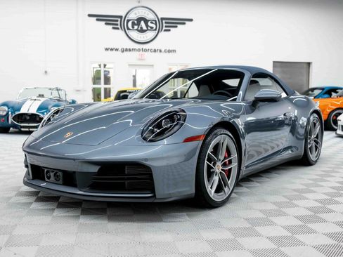 Used 2025 Porsche 911 Carrera S RWD image 89